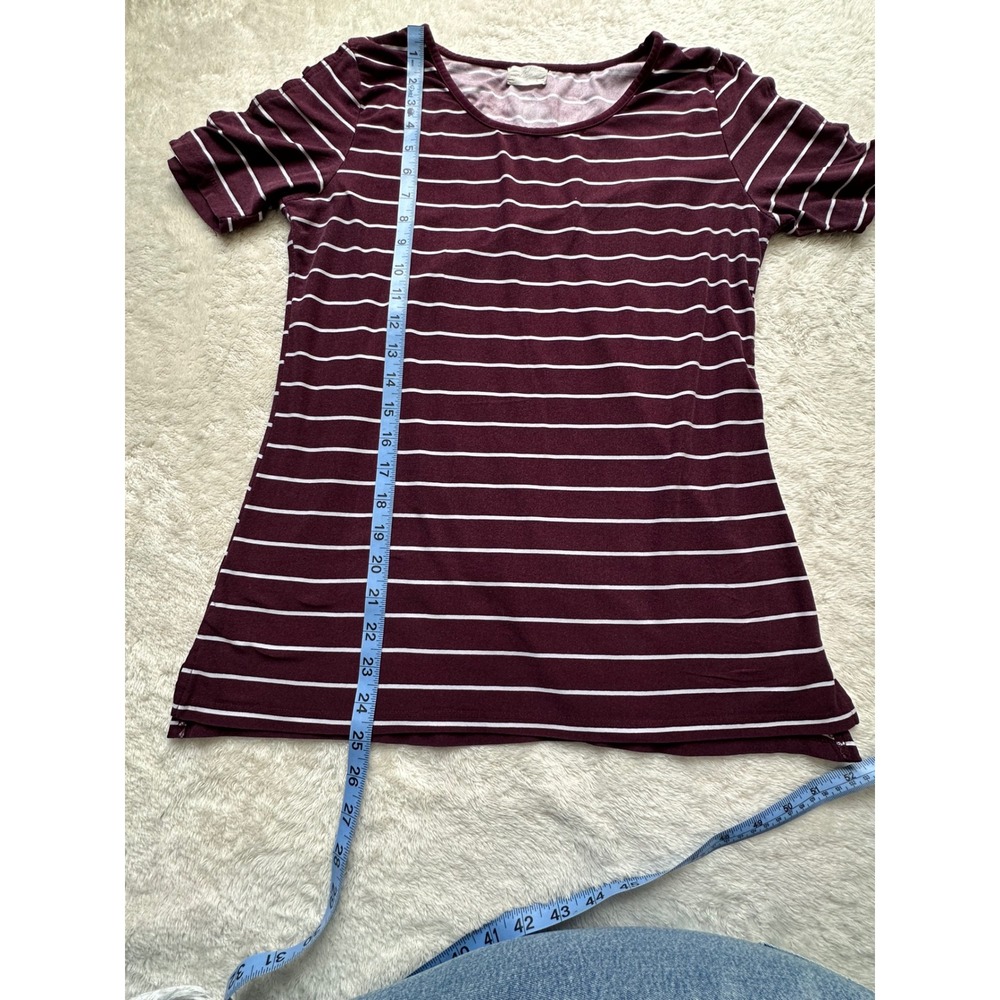 Glitz Women's Burgundy White Striped Cutout Shoulder Short Sleeve Top Size L - Picture 7 of 8